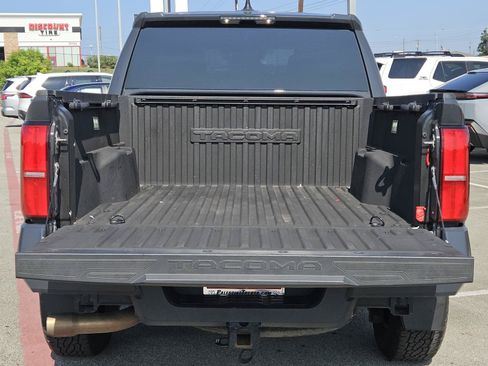 Used 2024 Toyota Tacoma TRD Off-Road AWD/4WD image 9