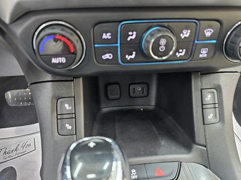Used 2017 GMC Acadia SLT FWD image 38