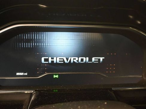 Used 2024 Chevrolet Silverado 1500 LT RWD image 10