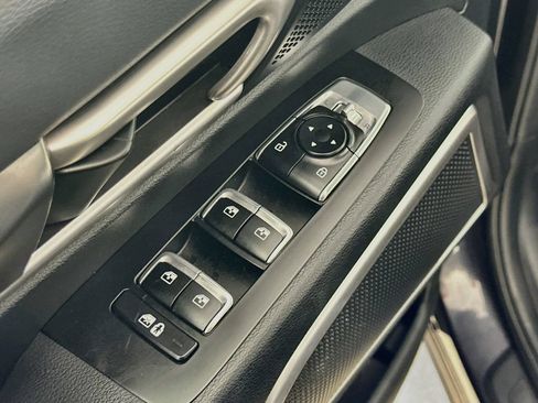 Used 2025 Kia Telluride S FWD image 21