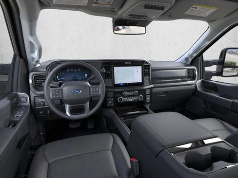 New 2026 Ford F250 Lariat w/ Black Appearance Package image 9