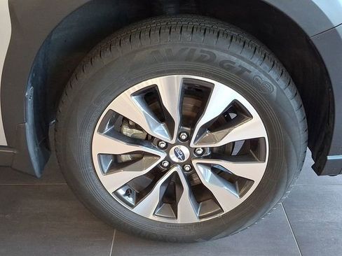 Certified 2025 Subaru Outback Limited image 7