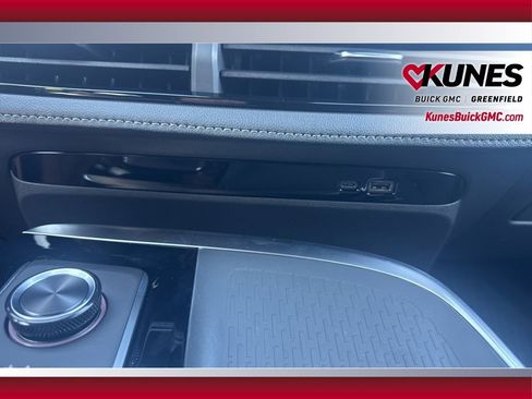 New 2026 Buick Enclave Sport Touring w/ LPO, Floor Liner Package image 27