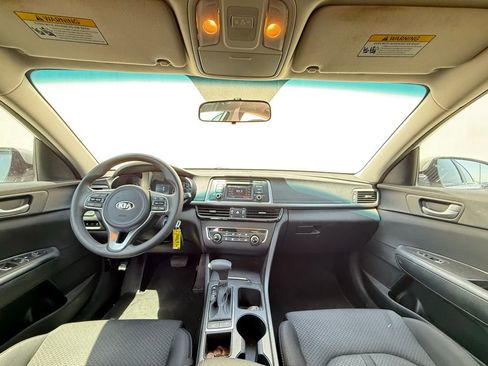 Used 2017 Kia Optima LX image 6