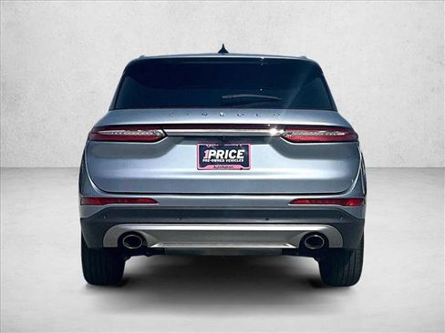 Used 2022 Lincoln Corsair FWD image 4