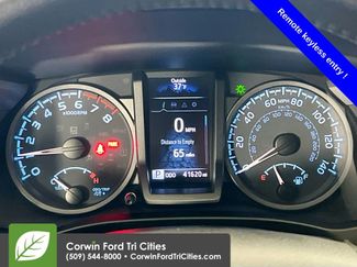 Used 2023 Toyota Tacoma TRD Off-Road video 2