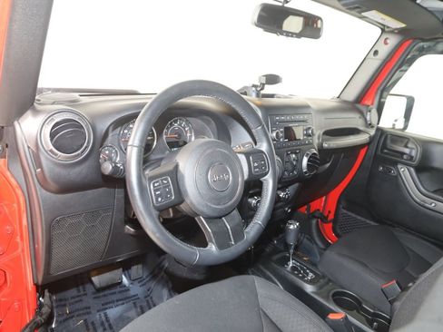 Used 2017 Jeep Wrangler Unlimited Sport w/ Quick Order Package 24S AWD/4WD image 21