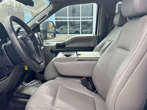 Used 2020 Ford F250 XL w/ Power Equipment Group image 16