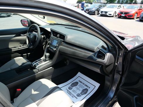 Used 2021 Honda Civic LX image 17