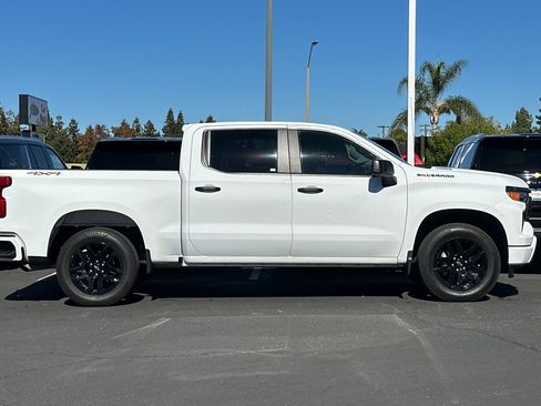 Certified 2025 Chevrolet Silverado 1500 Custom w/ LPO, Dark Essentials Package image 4