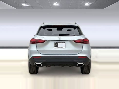 New 2026 Mercedes-Benz GLA 250 4MATIC image 9