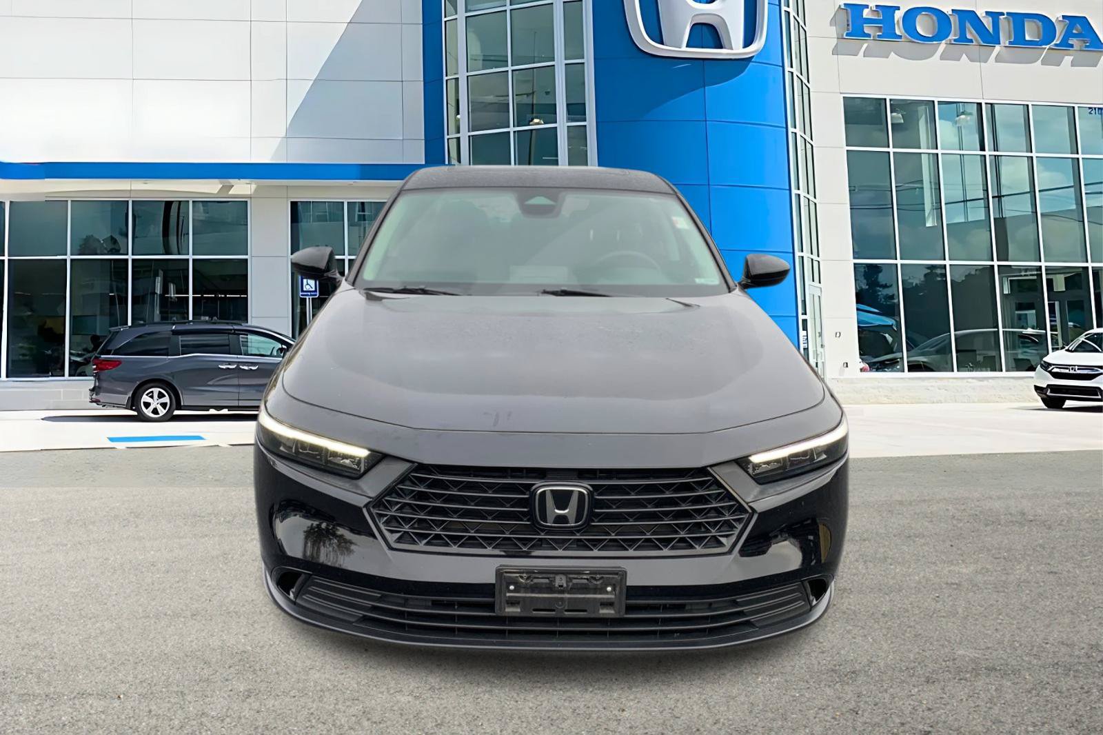 Used 2023 Honda Accord EX image 8