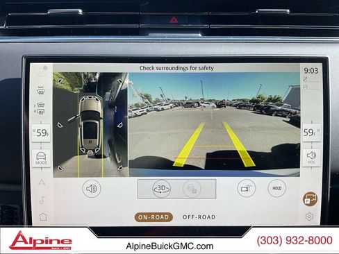 Used 2025 Land Rover Range Rover SE AWD/4WD image 17