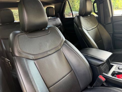 Used 2020 Ford Explorer ST w/ ST Street Pack AWD/4WD image 28