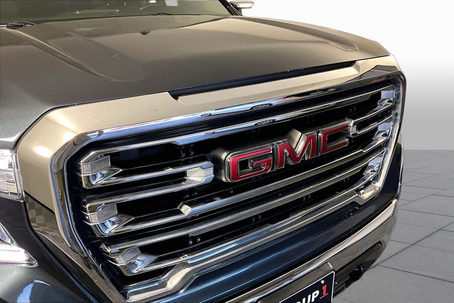 Used 2022 GMC Sierra 1500 SLT AWD/4WD image 28