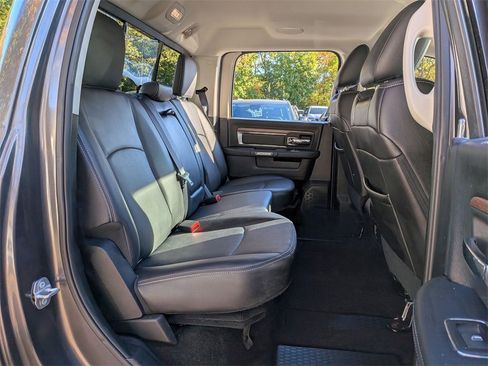 Used 2016 RAM 1500 Laramie w/ Convenience Group image 27