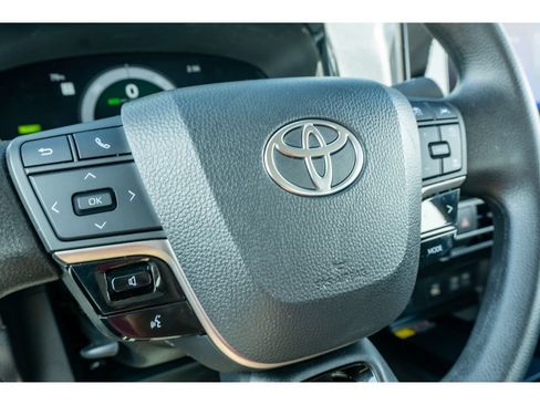 Used 2026 Toyota Camry LE FWD image 30