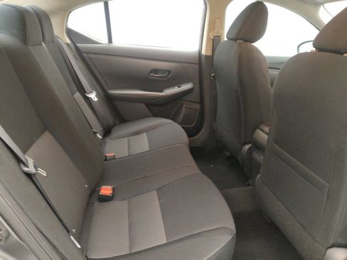 Used 2025 Nissan Sentra SV image 19