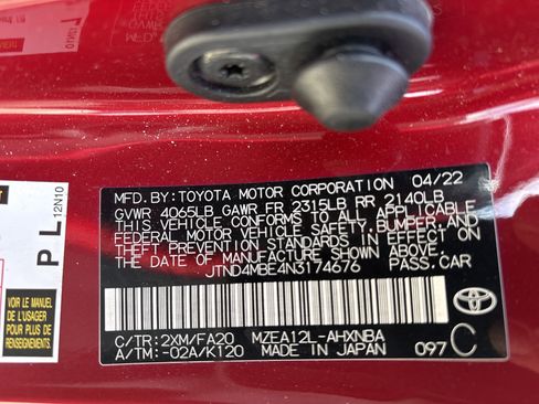Used 2022 Toyota Corolla SE w/ SE Preferred Package FWD image 5