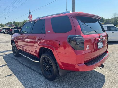 Used 2016 Toyota 4Runner SR5 AWD/4WD image 6