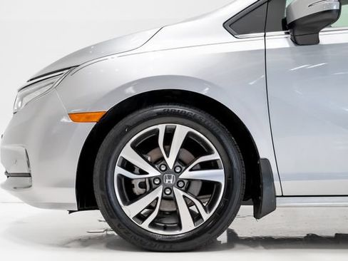 Used 2024 Honda Odyssey Touring image 31