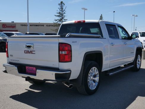 Used 2015 GMC Sierra 1500 SLT w/ SLT Crew Cab Value Package image 11