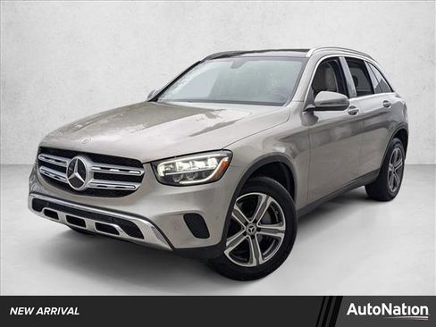 Used 2021 Mercedes-Benz GLC 300 image 1
