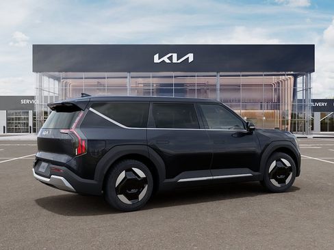 New 2026 Kia EV9 Light RWD image 6
