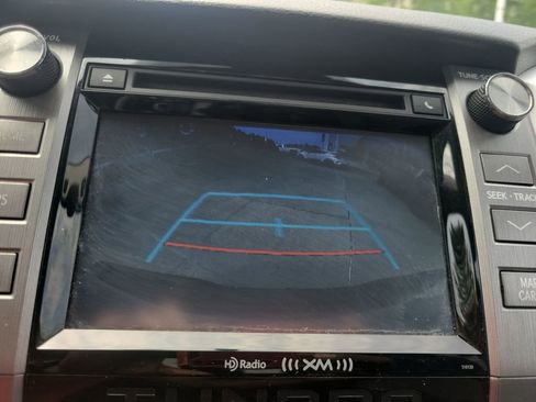 Used 2016 Toyota Tundra SR5 w/ SR5 Upgrade Package RWD image 26