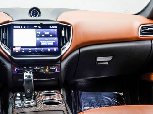 Used 2022 Maserati Ghibli Modena image 18