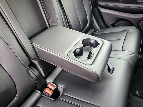 New 2025 Jeep Grand Cherokee Limited image 43