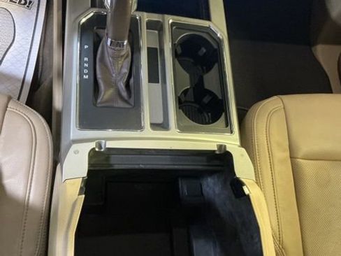 Used 2019 Ford F150 Lariat image 20