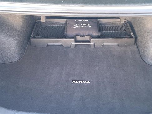 Certified 2023 Nissan Altima 2.5 SR image 7