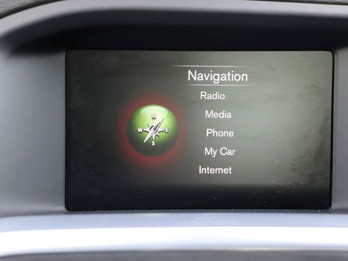 Used 2016 Volvo S60 T5 R-Design FWD image 17