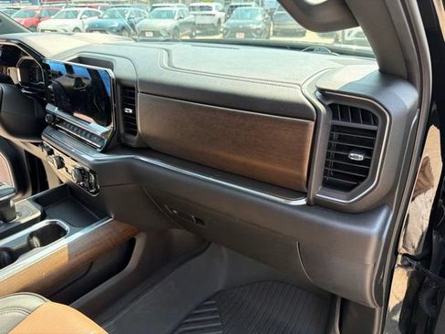 Used 2023 Chevrolet Silverado 1500 High Country w/ Technology Package AWD/4WD image 33