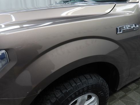 Used 2020 Ford F150 XLT image 39