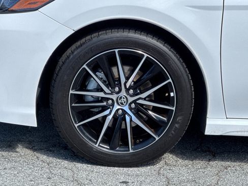 Used 2023 Toyota Camry SE FWD image 23