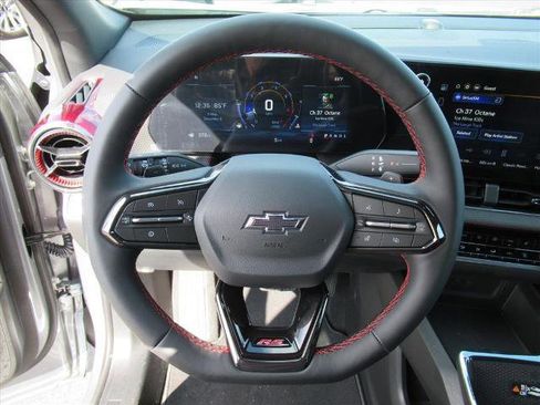 New 2026 Chevrolet Equinox RS w/ Convenience Package III image 18