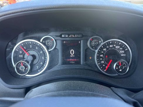 New 2026 RAM 2500 Tradesman w/ Chrome Appearance Group AWD/4WD image 25