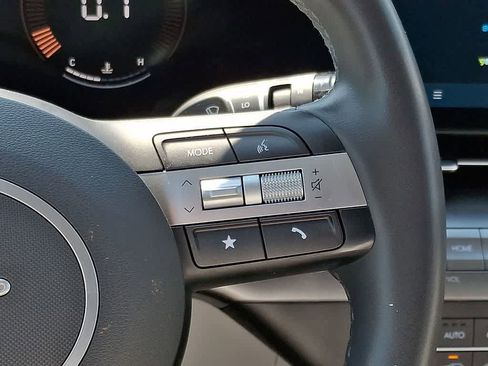 Used 2024 Hyundai Kona SEL AWD/4WD image 20