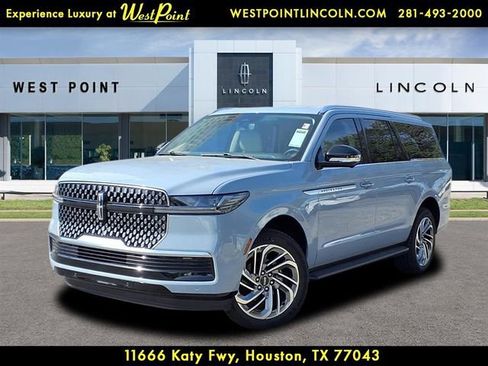 New 2026 Lincoln Navigator L Premier AWD/4WD image 1