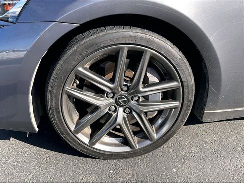 Used 2018 Lexus IS 300 F Sport image 12