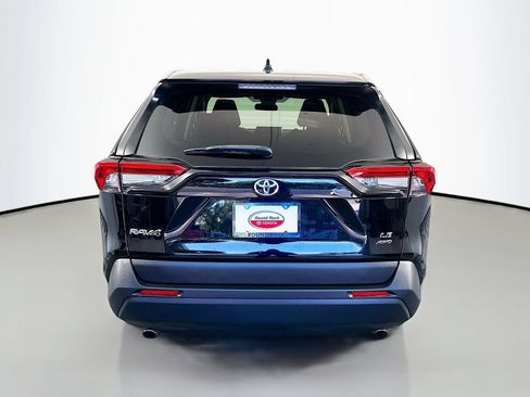 Used 2024 Toyota RAV4 LE AWD/4WD image 6