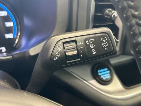 Used 2022 Ford Bronco Sport Outer Banks w/ Tech Package AWD/4WD image 37