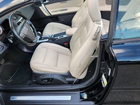 Used 2012 Volvo C70 T5 w/ Climate Pkg image 25