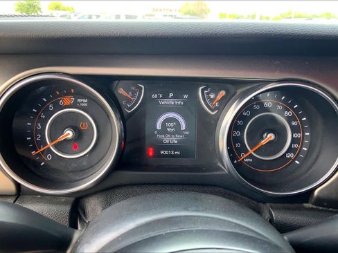 Used 2018 Jeep Wrangler Unlimited Sport AWD/4WD image 24