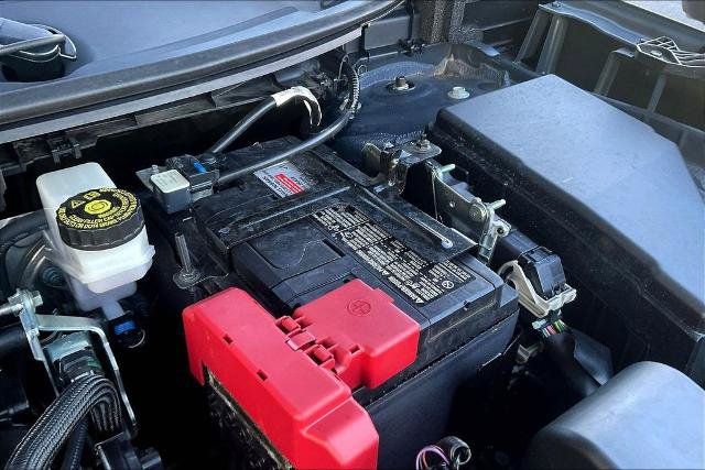 Used 2025 Nissan Rogue SV FWD image 31