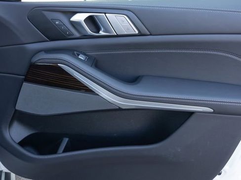 Certified 2026 BMW X7 xDrive40i image 21