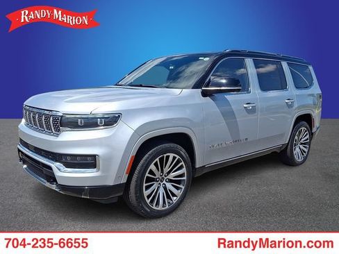 Used 2024 Jeep Grand Wagoneer Series III w/ Rear Seat Video Group 1 AWD/4WD image 1