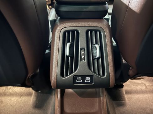 Used 2025 BMW X1 xDrive28i w/ Premium Package image 34